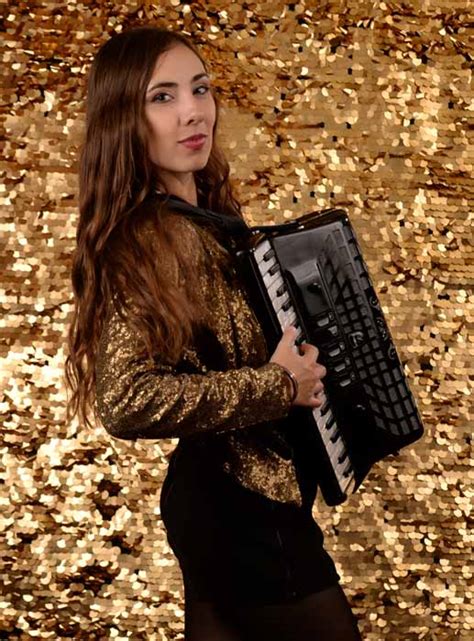 Book Female Accordionist – Accordion Stage Show | Moscow Russia