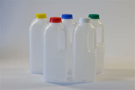 Overig Plastic milk bottles 1 pint with tamper-evident closures pack of 60 Huis fortnum.com.au