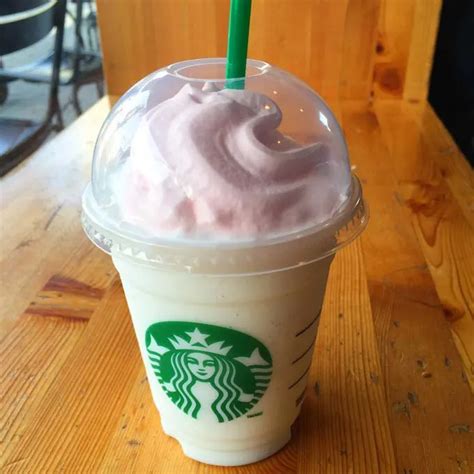 Starbucks Birthday Cake Frappuccino | Foodgressing