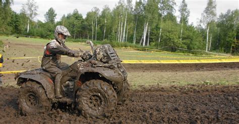 Best Four Wheeler For Mudding Reviews & Comparison 2021