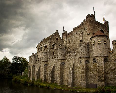 Ghent, the Spectacular Gravensteen Castle