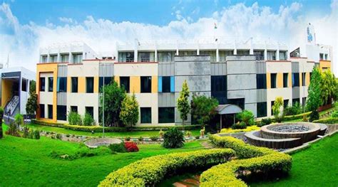 IIIT Bangalore JEE Main Cutoff 2022 for Admissions - Getmyuni