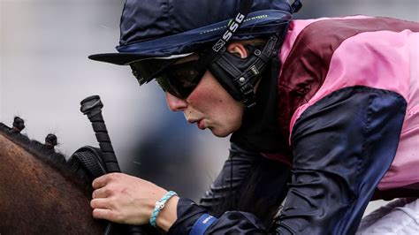 Saffie Osborne suffers broken arm and ribs in Windsor fall | Racing ...