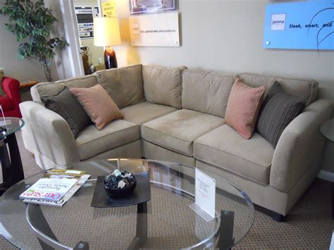 Small Space Sectional Couch | Small space sectional sofa, Sectional sofa with chaise, Corner ...
