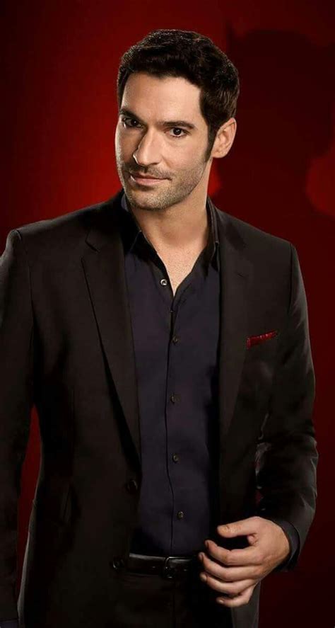 Tom Ellis Lucifer Wallpaper - Lucifer Morningstar Black Suit (#597208) - HD Wallpaper ...