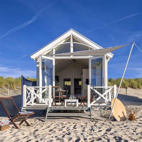 This Tiny Cottage Community Is Right on the Beach (And It's Pure Perfection) | Beachfront ...