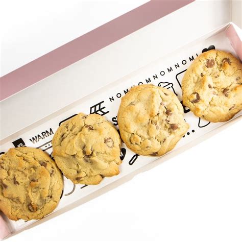 crumbl cookie delivery fee - Josephina Stinnett