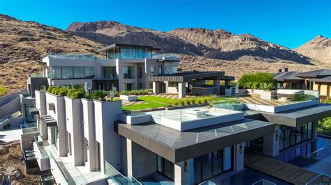 Magnificent Luxury Echo Peak Lane Modern Mansion in Las Vegas