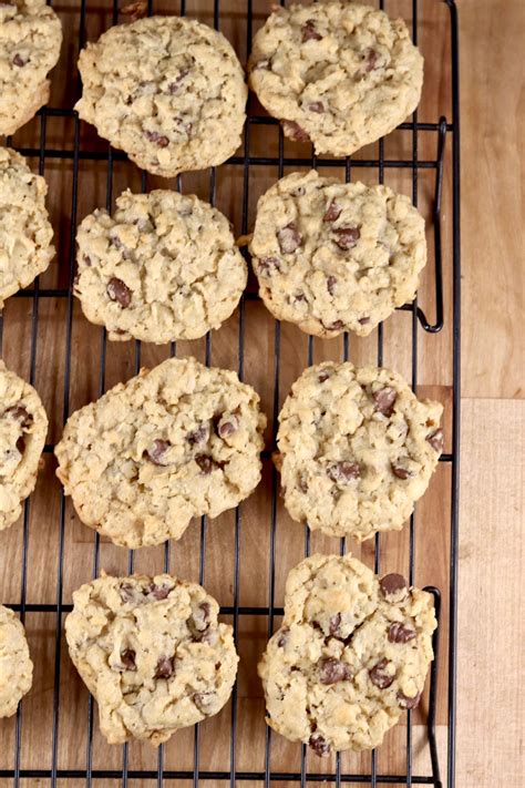 Dish Pan Cookies {One Bowl - No Mixer} - Miss in the Kitchen