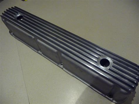 4 153 181 & 6 194 230 250 292 Chevy Cyl Valve Cover Polished Finned