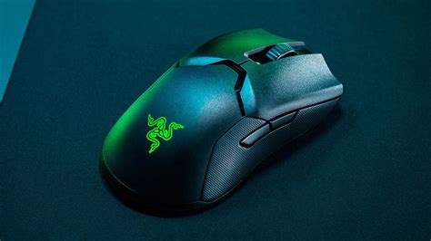 Logitech G Pro Wireless vs Razer Viper Ultimate Mouse