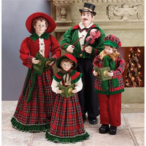 Caroling Family Figurines (With images) | Family christmas, Family figurine