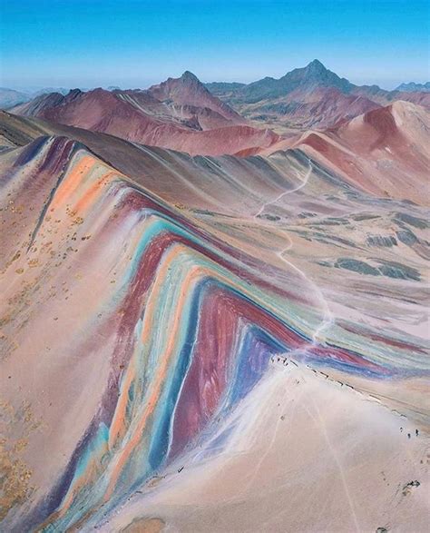 Vinicunca, Cusco - PERU | Rainbow mountains peru, Rainbow mountain, Peru travel