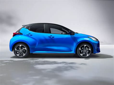 Toyota Yaris 2024 : la citadine hybride gagne en puissance tout en ...