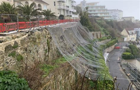 Waiting game for Isle of Wight landslip | Ground Engineering