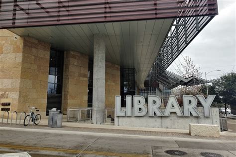 Austin Public Library card fees to be waived for nonresidents | Community Impact