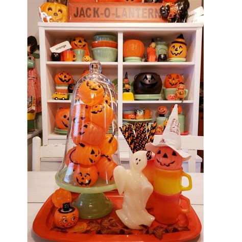 Vintage Halloween Decor | Vintage halloween, Vintage halloween ...