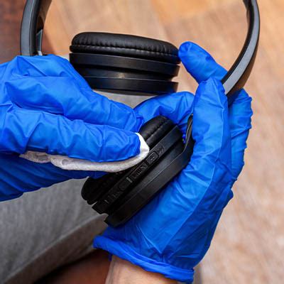 Tip of the Week: Cleaning Your Headphones - FORDS, New Jersey | Wolk9IT