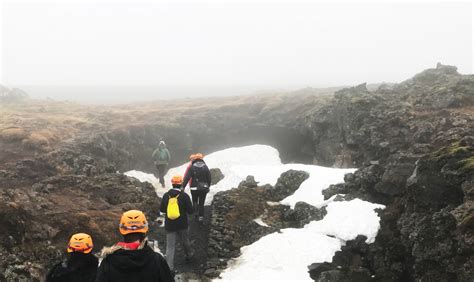 Image Gallery Sight/Landmark The Lava Tunnel • Pictures • Images