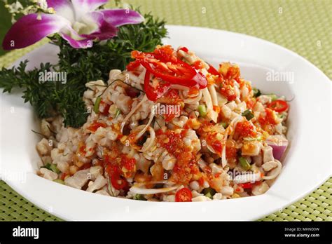 thai pork salad Stock Photo - Alamy