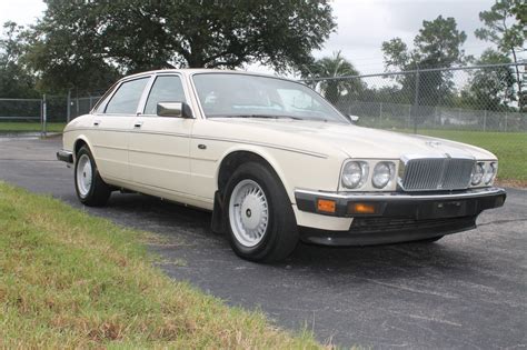 No Reserve: 1987 Jaguar XJ6 Sovereign for sale on BaT Auctions - sold ...