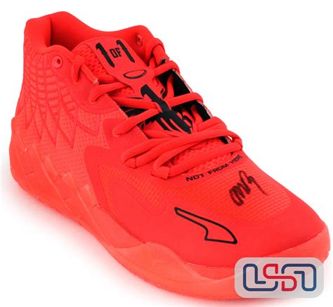 LaMelo Ball Hornets Signed Puma Red Blast-Fiery MB1 Right Shoe USA SM - USA Sports Marketing