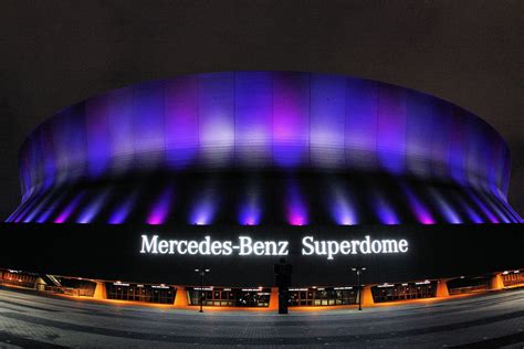 Superdome | Walking past the Mercedes-Benz Superdome at nigh… | Phil ...