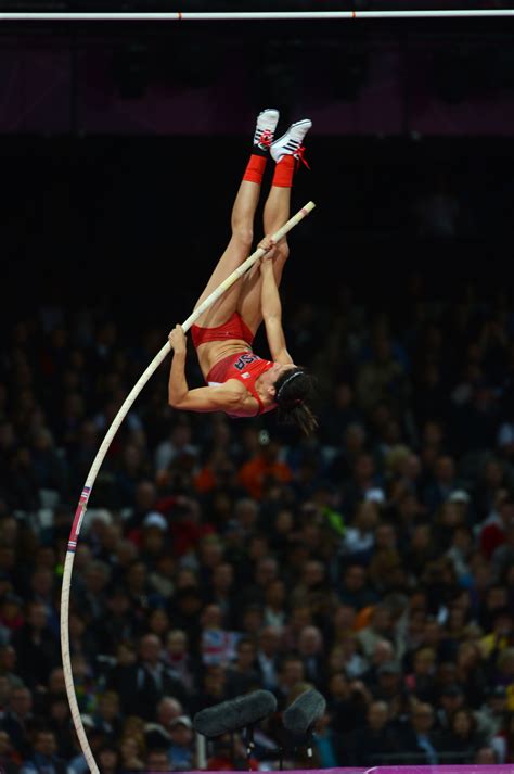 Pole Vaulting: Give it a Try – Niles West News