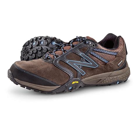 Men's New Balance® 1521 Trail Runner Trail Shoes, Brown / Blue - 235720 ...