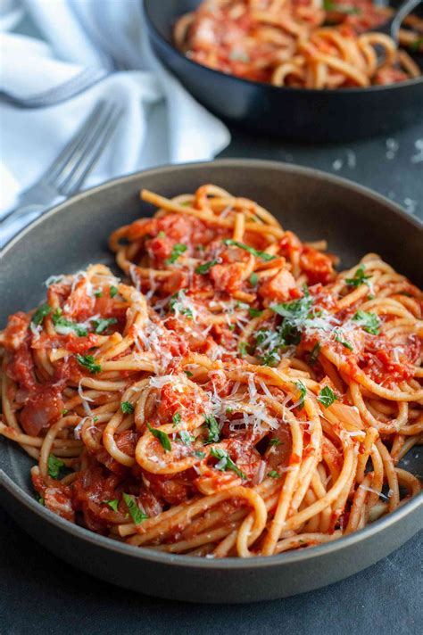 Bucatini all'Amatriciana Recipe