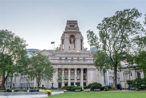 Premium Photo | Port of london authority building in london