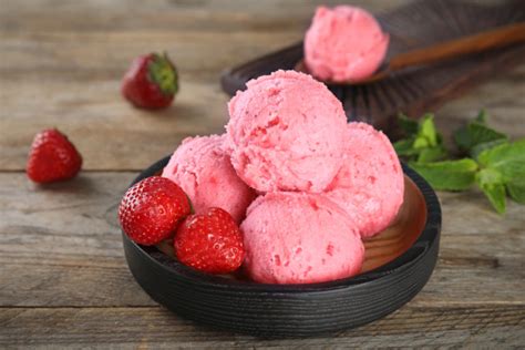 Glace à la fraise et citron vert sans sorbetière - Des recettes healthy saines et faciles