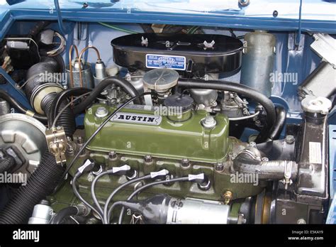 Classic Austin Mini Engine Stock Photo: 72340445 - Alamy