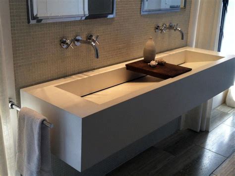 There is a rectangular trough in the bathroom | Bathroom sink design, Unique bathroom sinks ...