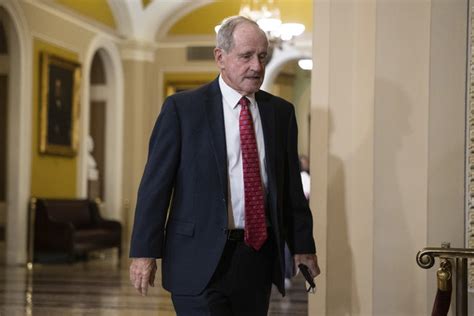 Idaho Sen. Jim Risch endorses Trump - POLITICO