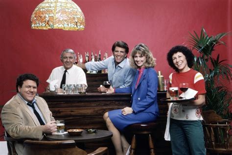 The 15 Best Episodes of ‘Cheers’ – IndieWire