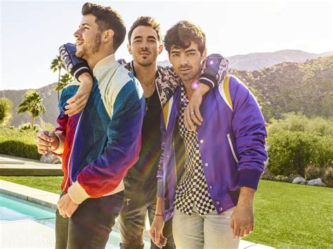 The Jonas Brothers reunion tour brings pop overdose to Boardwalk Hall | Headliners ...