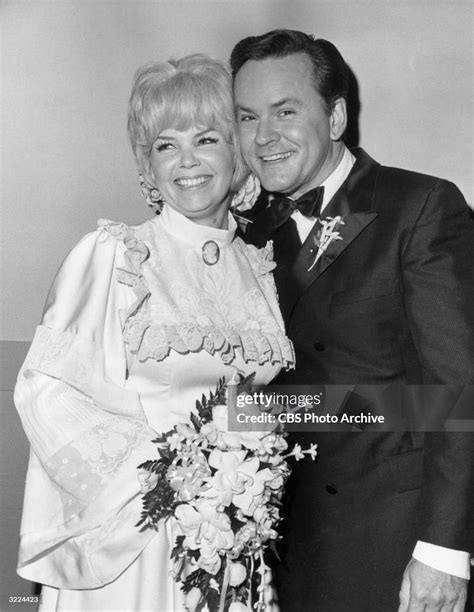 American actor Bob Crane and his second wife, actor Sigrid Valdis,... News Photo - Getty Images