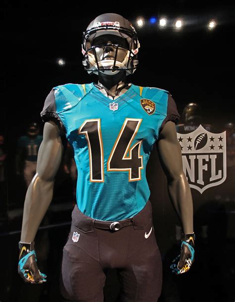 Jacksonville Jaguars and Nike Unveil New Uniform Design for 2013 - Nike News