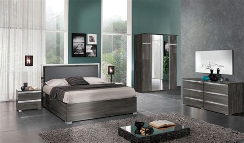 Made in Italy Leather Contemporary Platform Bedroom Sets New York New York MCS-Italy-Oxford