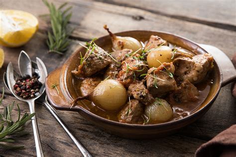 Lamb Stifado in the Instant Pot: Lamb & Shallot Stew - Dimitras Dishes