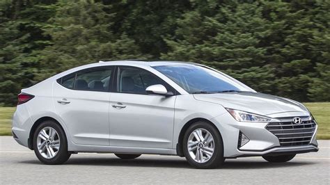 2020 Hyundai Elantra First Drive Review - Consumer Reports