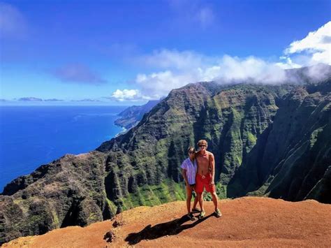 6 Best Hikes in Kauai (Hawaii) - The Garden Isle