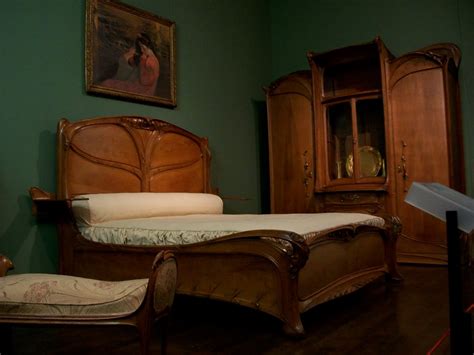 Antique Art Deco Bedroom Furniture