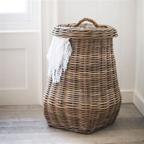 Rattan Laundry Basket - Primrose & Plum