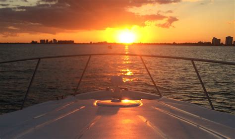 Rent a yacht in Miami for a sunset yacht charter