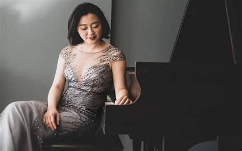 Pianist Fei-Fei Performs Live From Music Mountain on August 9 - Main Street Magazine