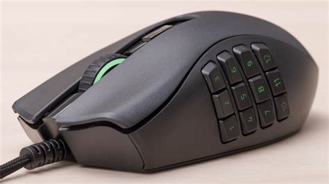 Razer Naga Pro vs Razer Naga X Side-by-Side Mouse Comparison - RTINGS.com