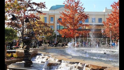 Christmas tree lighting Thursday night at The Village at Meridian | ktvb.com