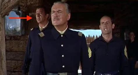 1962: The Rat Pack in SERGEANT’S 3 – The Farsighted